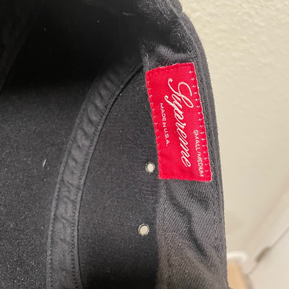 Supreme fitted hat🔥 - Picture 3 of 3